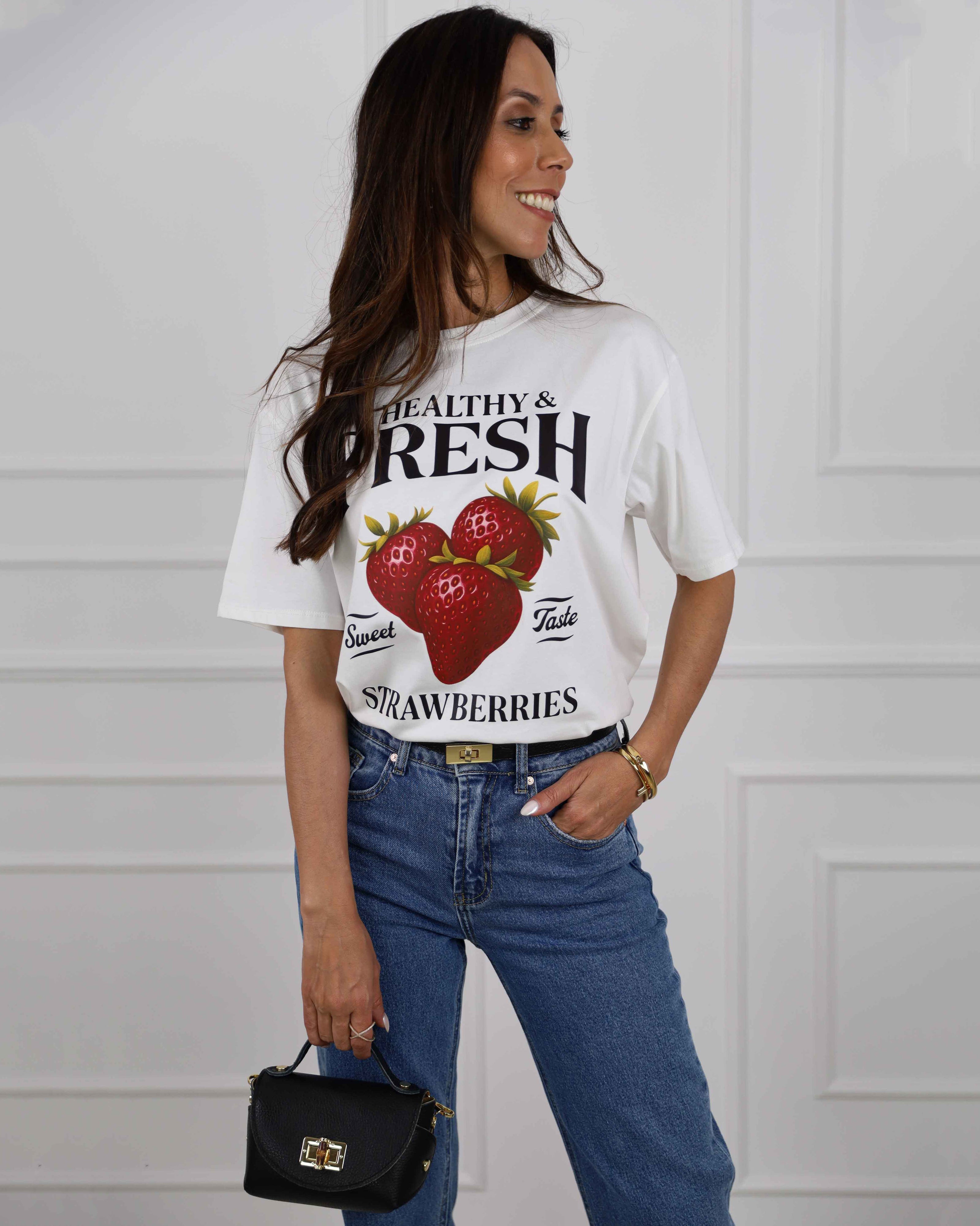 T-shirt strawberries