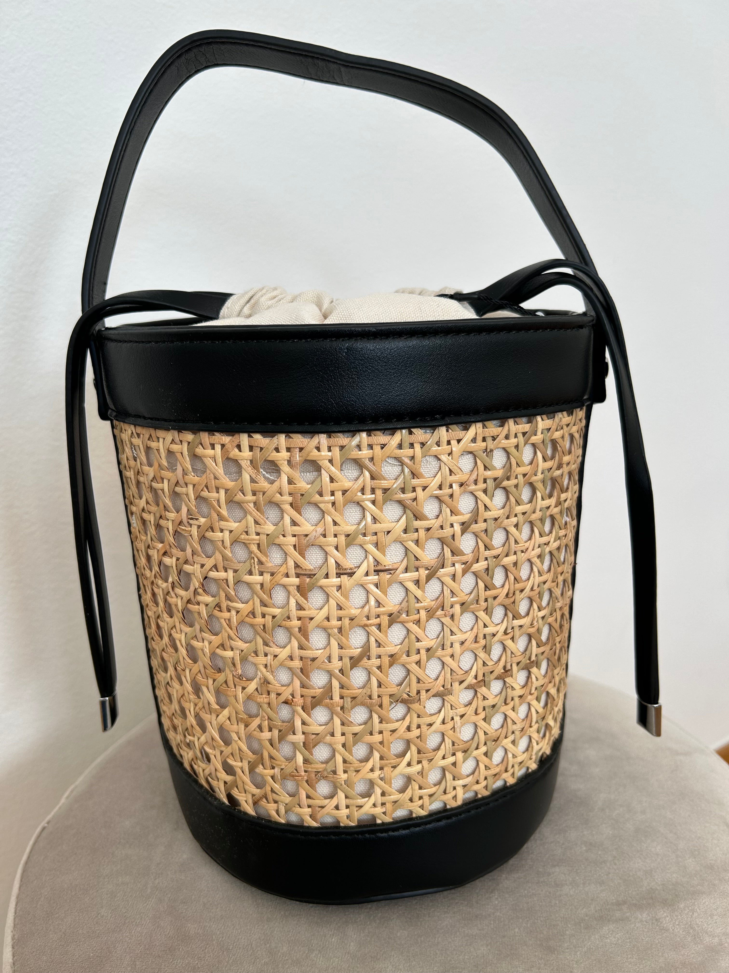 Borsa secchiello Mirian - Cuoio-Nero-Blu notte